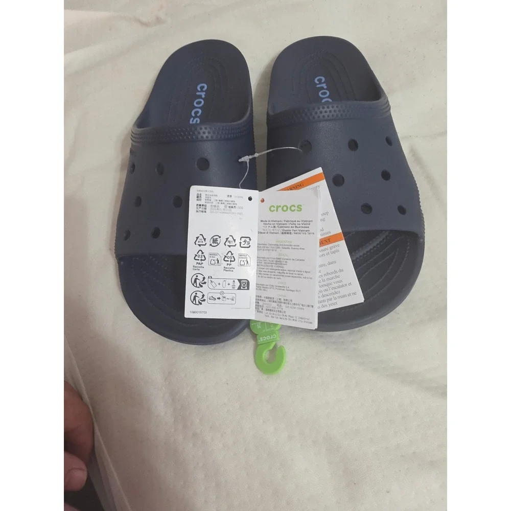 CROCS classic slides